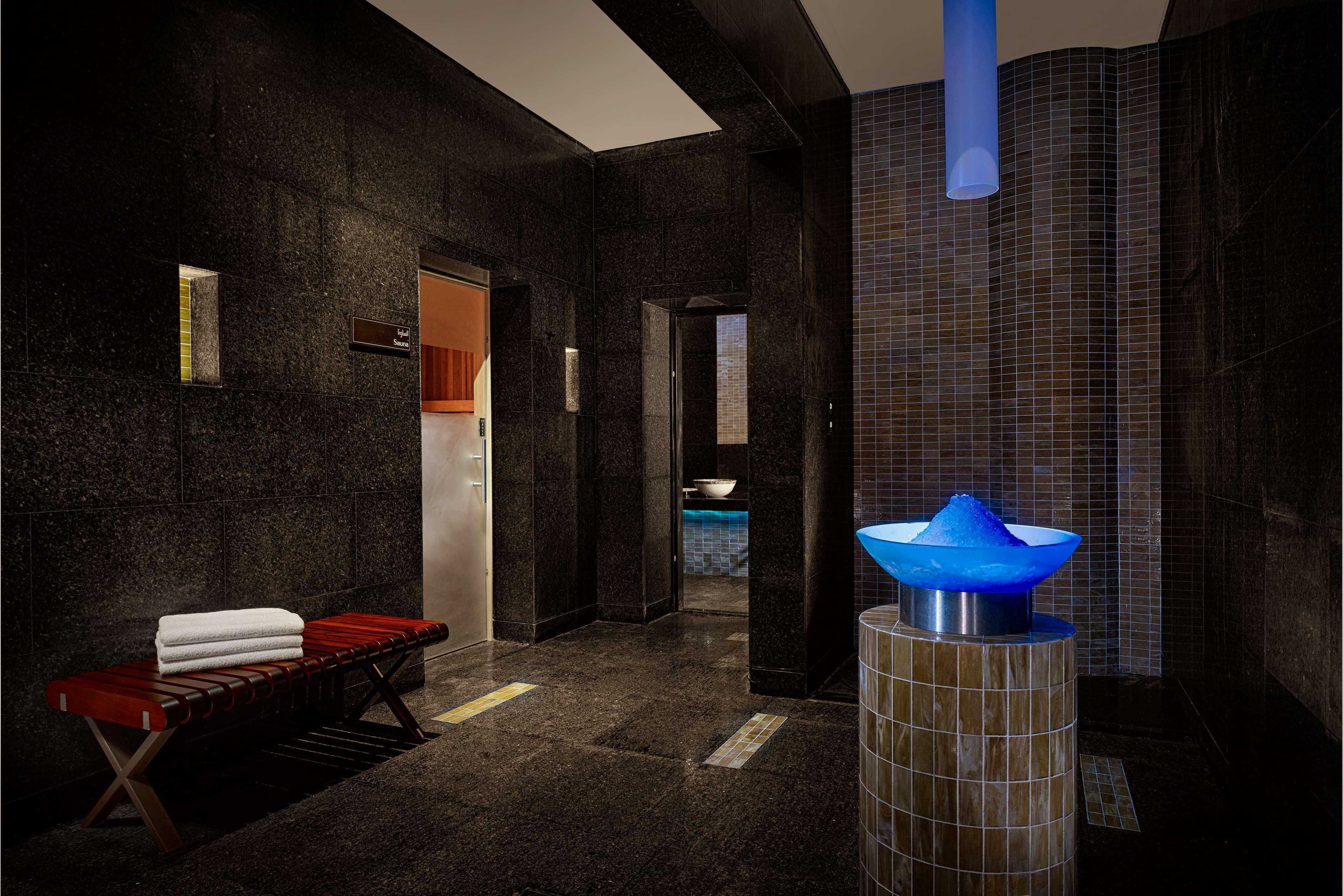 Grand Hyatt Abu Dhabi Hotel & Residences Emirates Pearl Экстерьер фото The spa at The Landmark